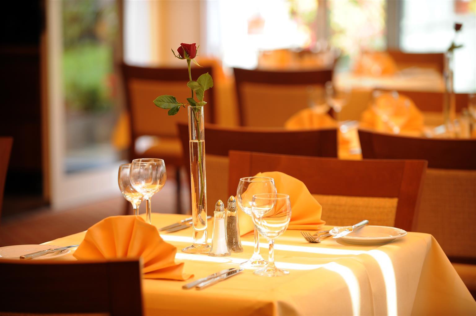 Western Delta Park 4* City Airport Mannheim