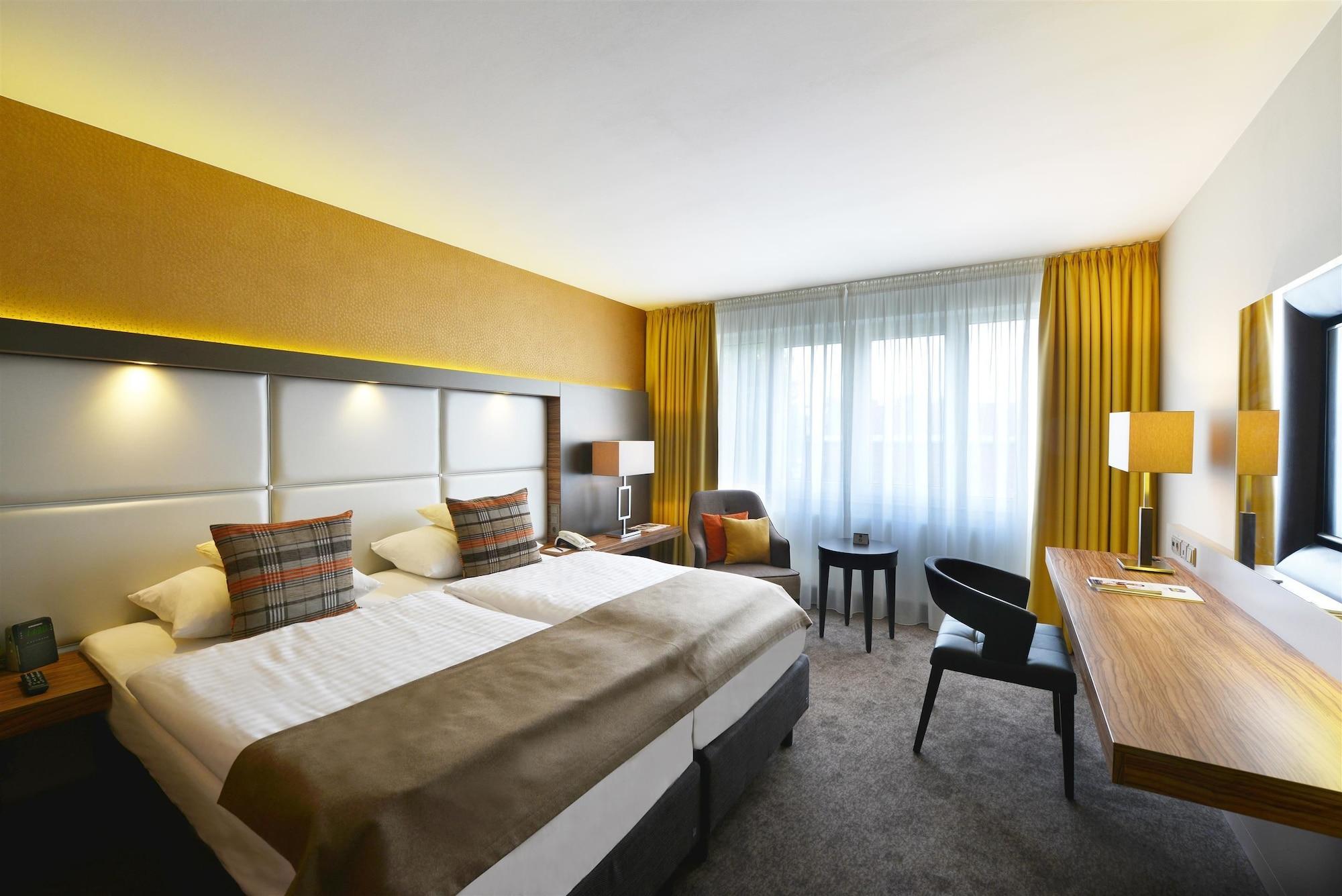 Hotel Western Delta Park 4*