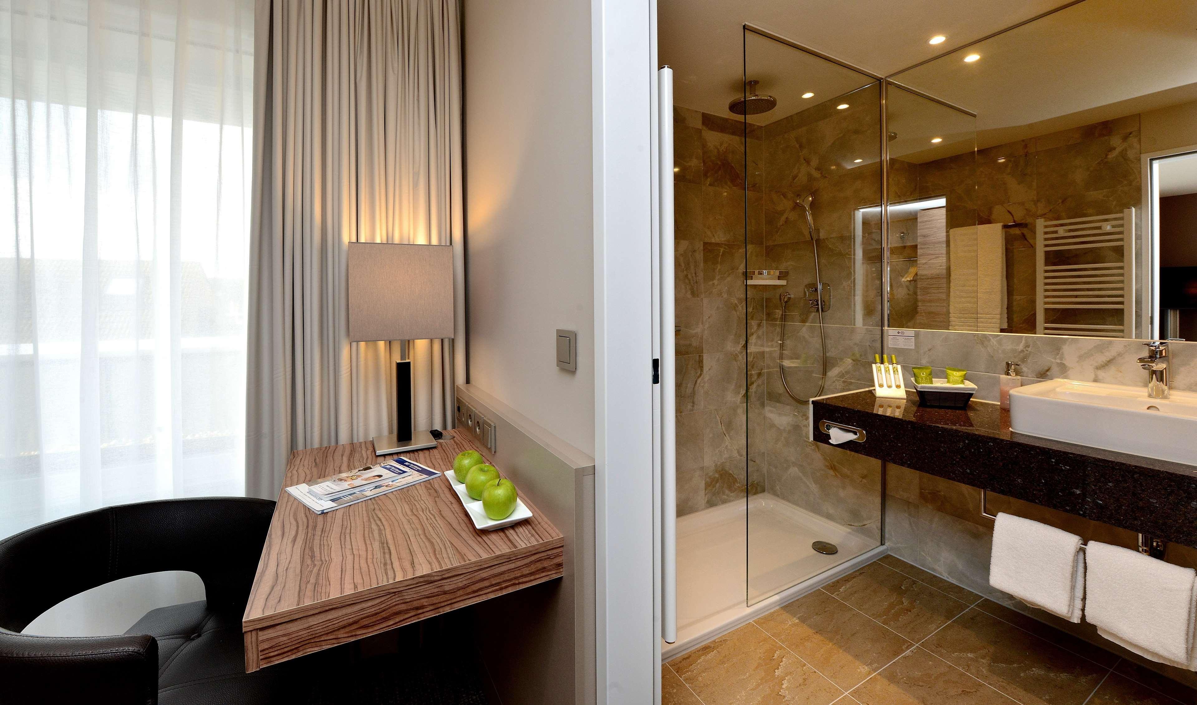 Hotel Western Delta Park 4*